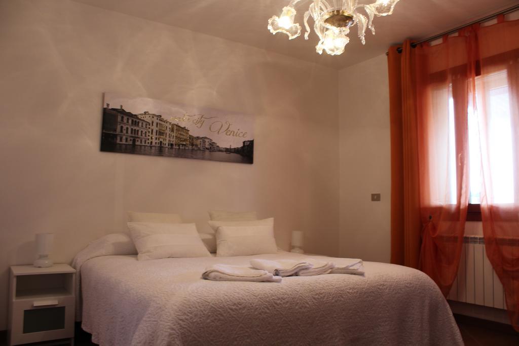 B&B Airport Venice Diego 2 Tessera Δωμάτιο φωτογραφία